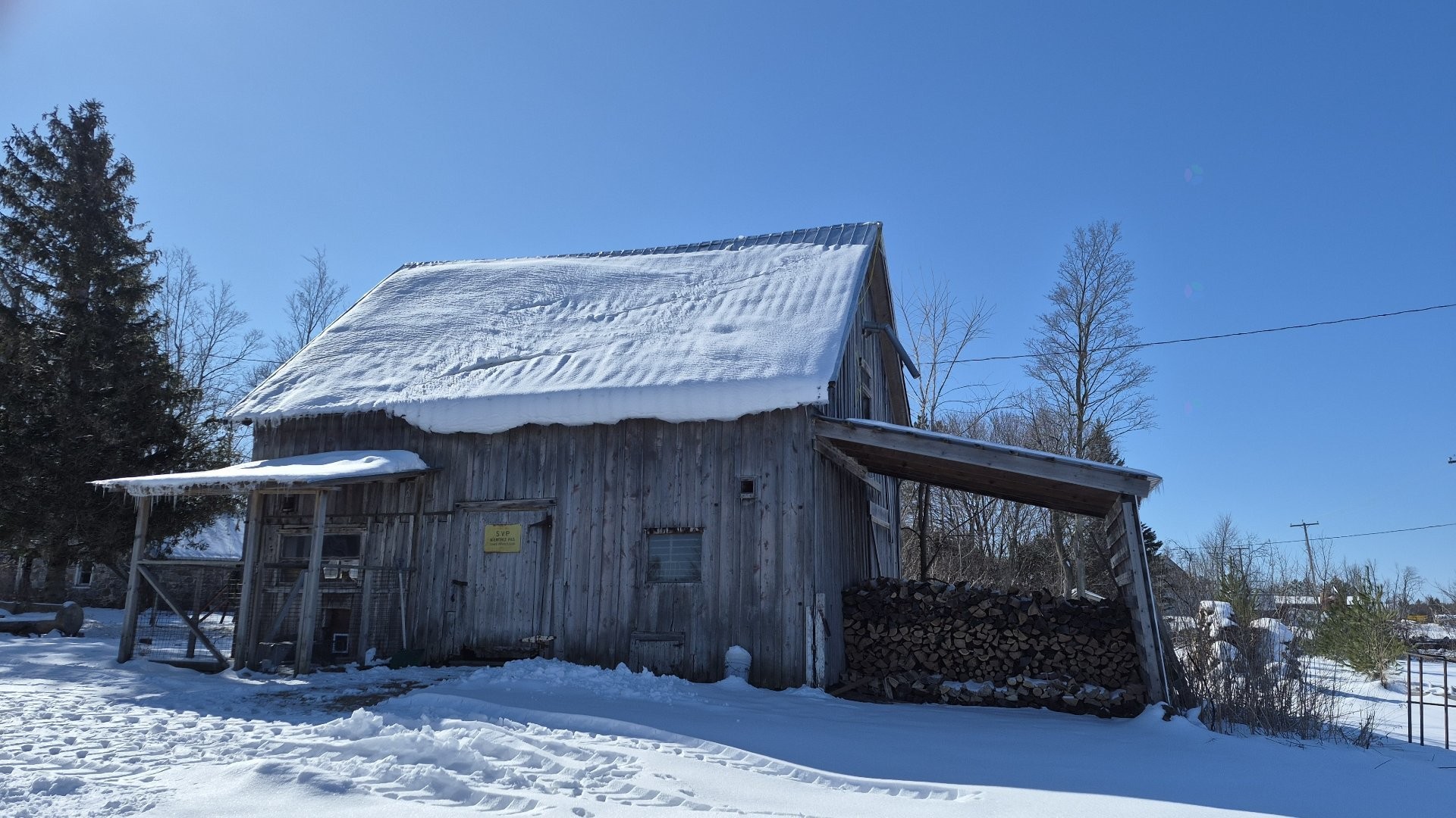 









203Z


Route 221 S.

,
Lacolle,







QC
J0J1J0

