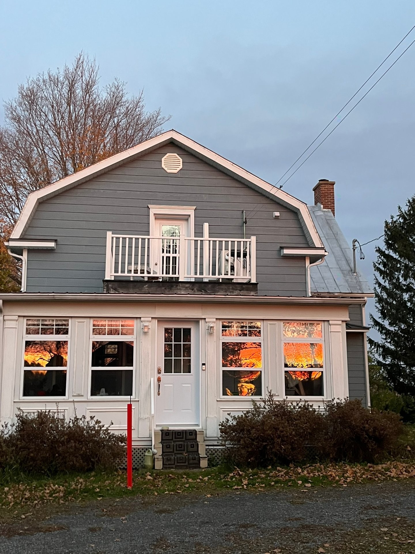 









203Z


Route 221 S.

,
Lacolle,







QC
J0J1J0

