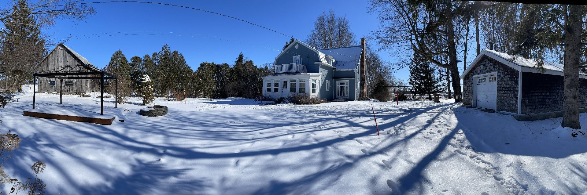 









203Z


Route 221 S.

,
Lacolle,







QC
J0J1J0

