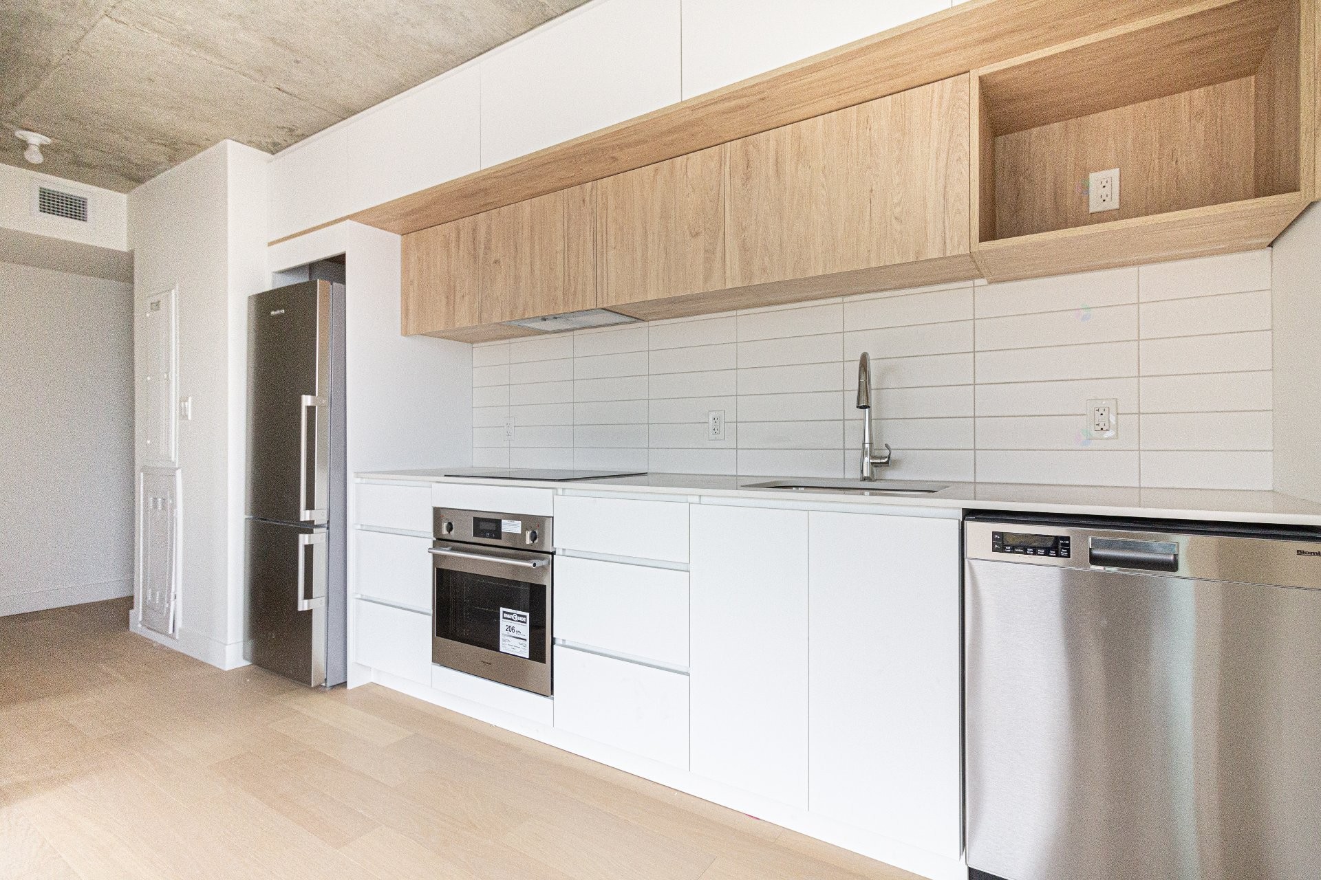 









1


Av. Viger O.

, 407,
Montréal (Ville-Marie),




QC
H2Z1E6

