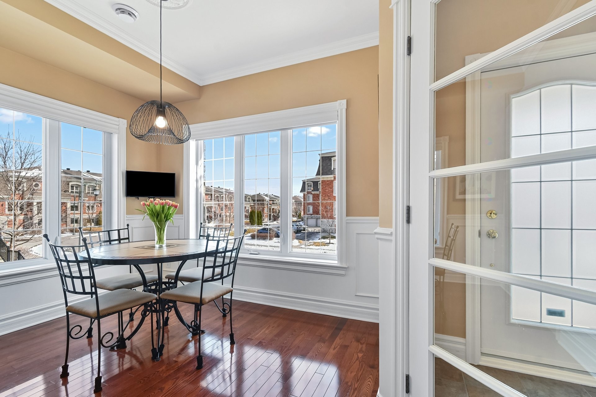 









530


Rue Jacques-Lavigne

,
Sainte-Thérèse,




QC
J7E5W5

