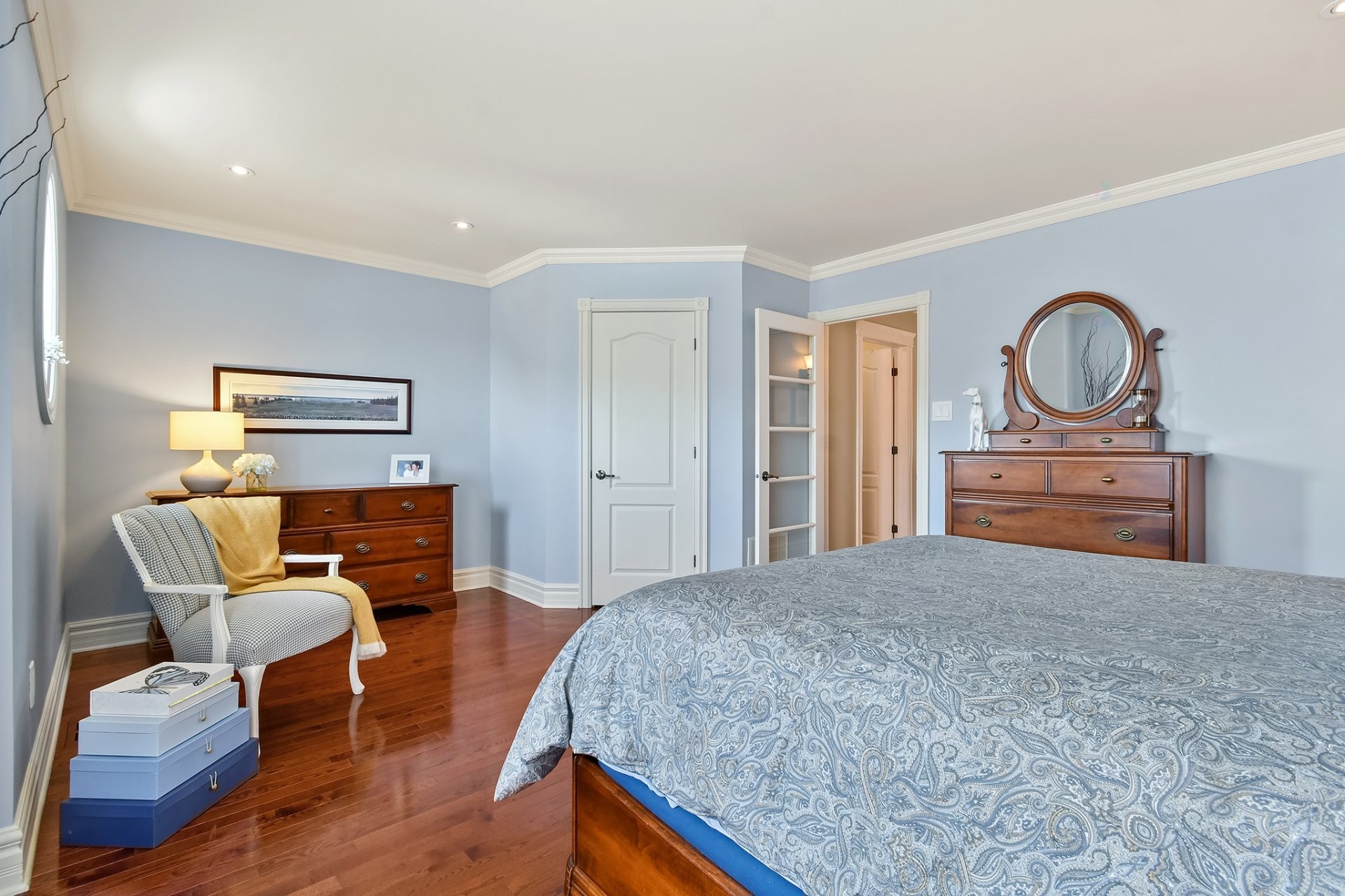 









530


Rue Jacques-Lavigne

,
Sainte-Thérèse,




QC
J7E5W5


