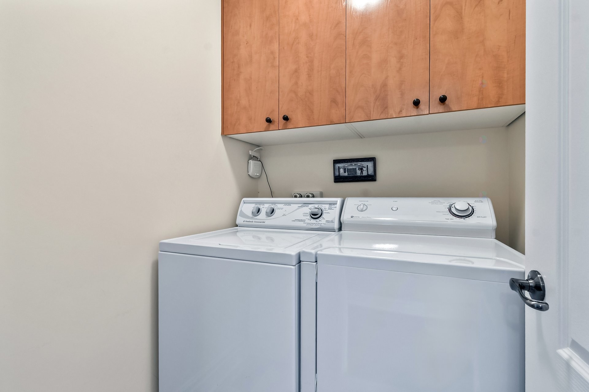 









530


Rue Jacques-Lavigne

,
Sainte-Thérèse,




QC
J7E5W5


