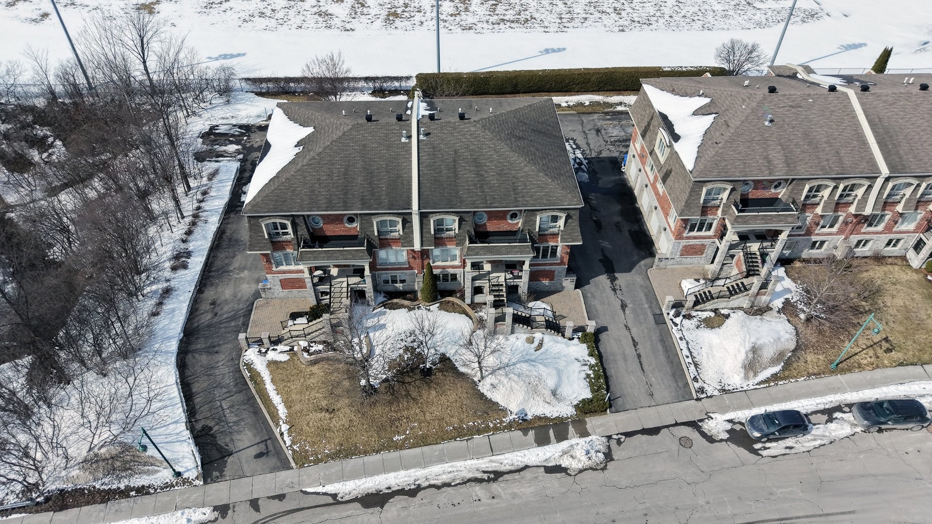 









530


Rue Jacques-Lavigne

,
Sainte-Thérèse,




QC
J7E5W5

