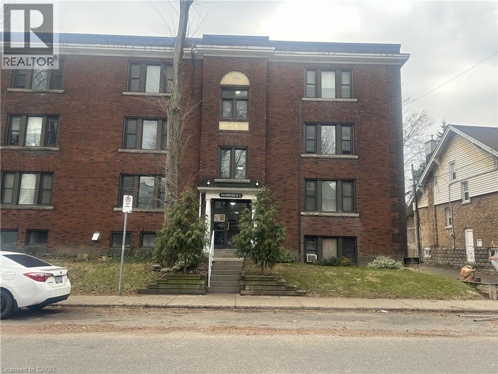 












352 HUNTER Street E Unit# 4

,
Hamilton,




Ontario
L8N1N8

