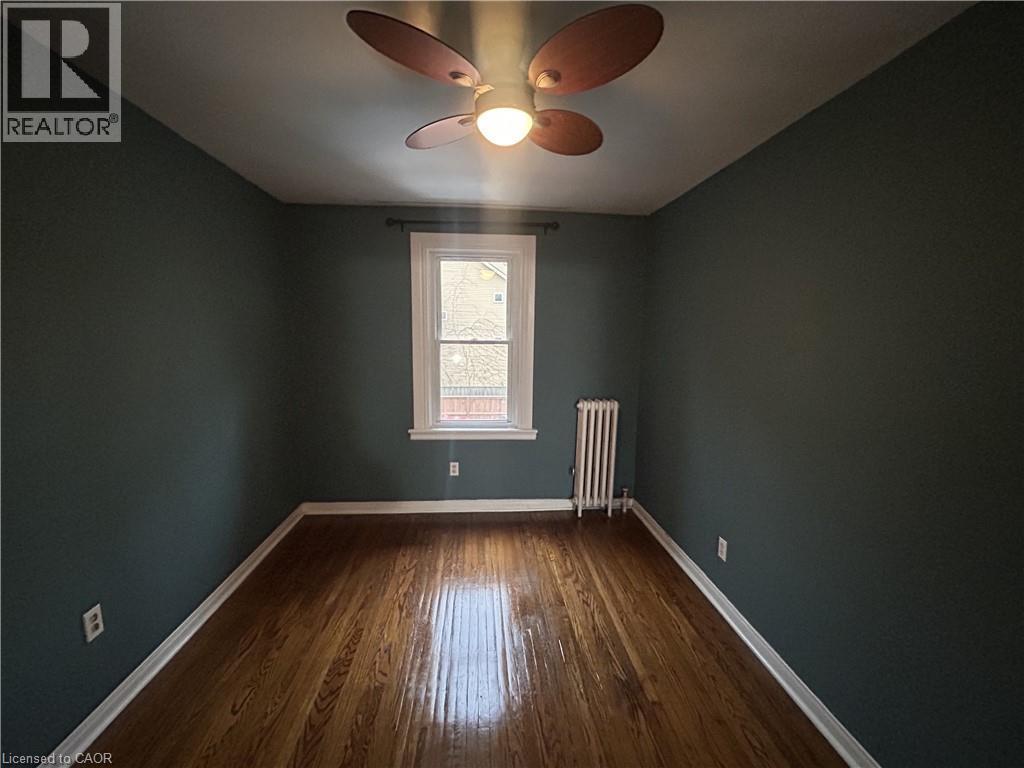 












352 HUNTER Street E Unit# 4

,
Hamilton,




Ontario
L8N1N8

