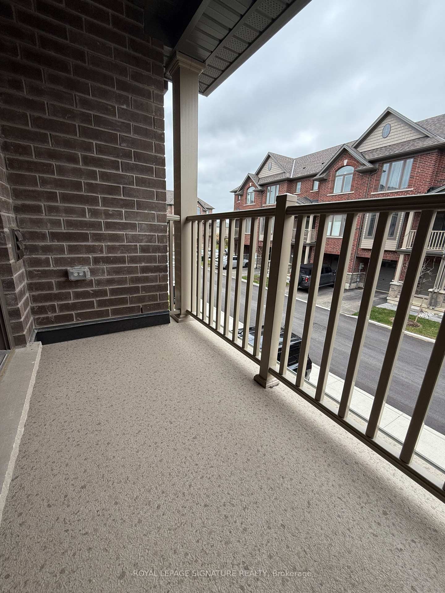 









19


Picardy

Drive, 35,
Hamilton,




ON
L8J 0M7

