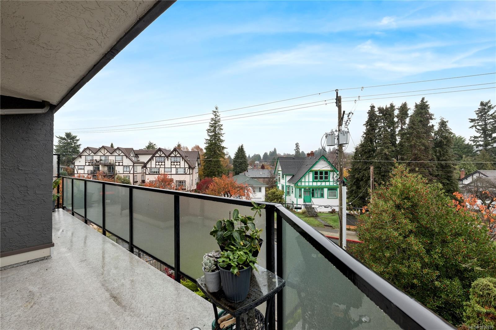 









1241


Fairfield

Rd, 402,
Victoria,




BC
V8V 3B3

