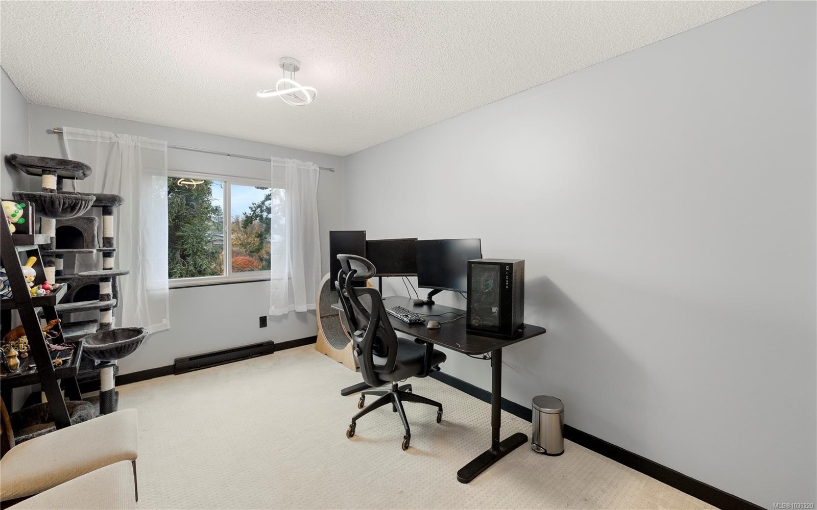 









1241


Fairfield

Rd, 402,
Victoria,




BC
V8V 3B3

