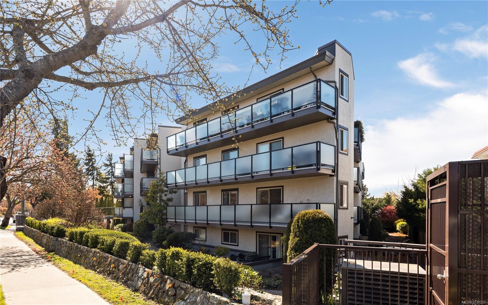 









1241


Fairfield

Rd, 402,
Victoria,




BC
V8V 3B3

