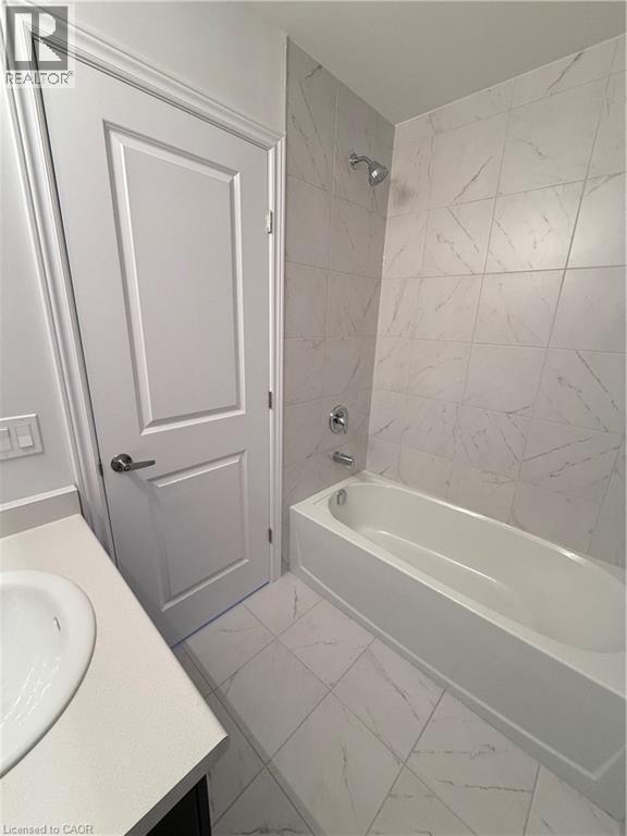 












19 PICARDY Drive Unit# 35

,
Hamilton,




Ontario
L8J0M7

