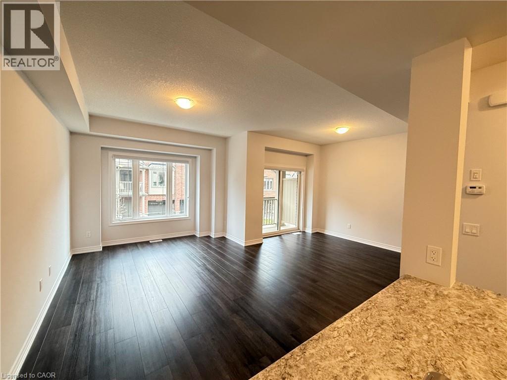 












19 PICARDY Drive Unit# 35

,
Hamilton,




Ontario
L8J0M7

