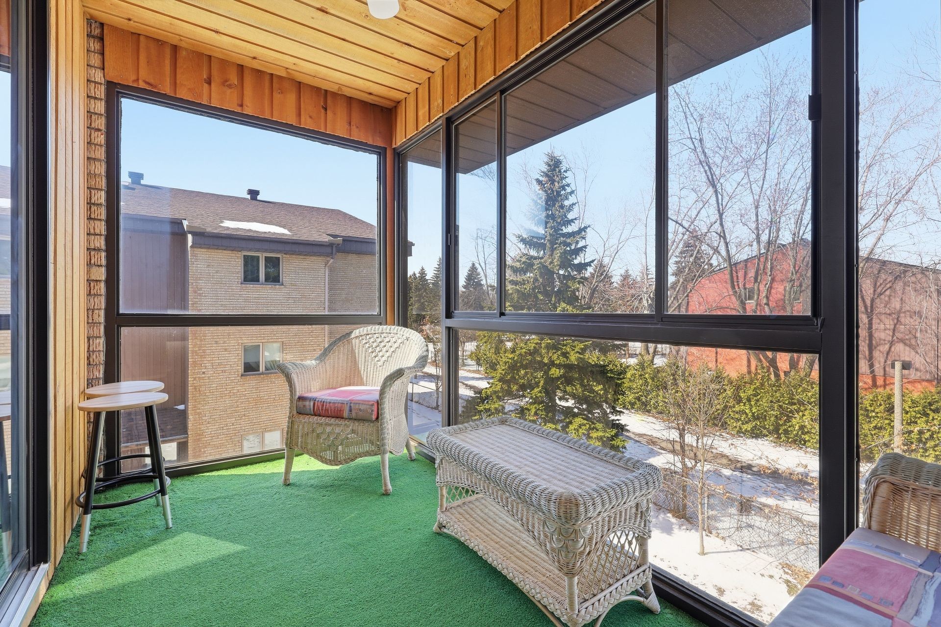 









2630


Rue Bellerose

, 5,
Longueuil (Le Vieux-Longueuil),




QC
J3E1K4

