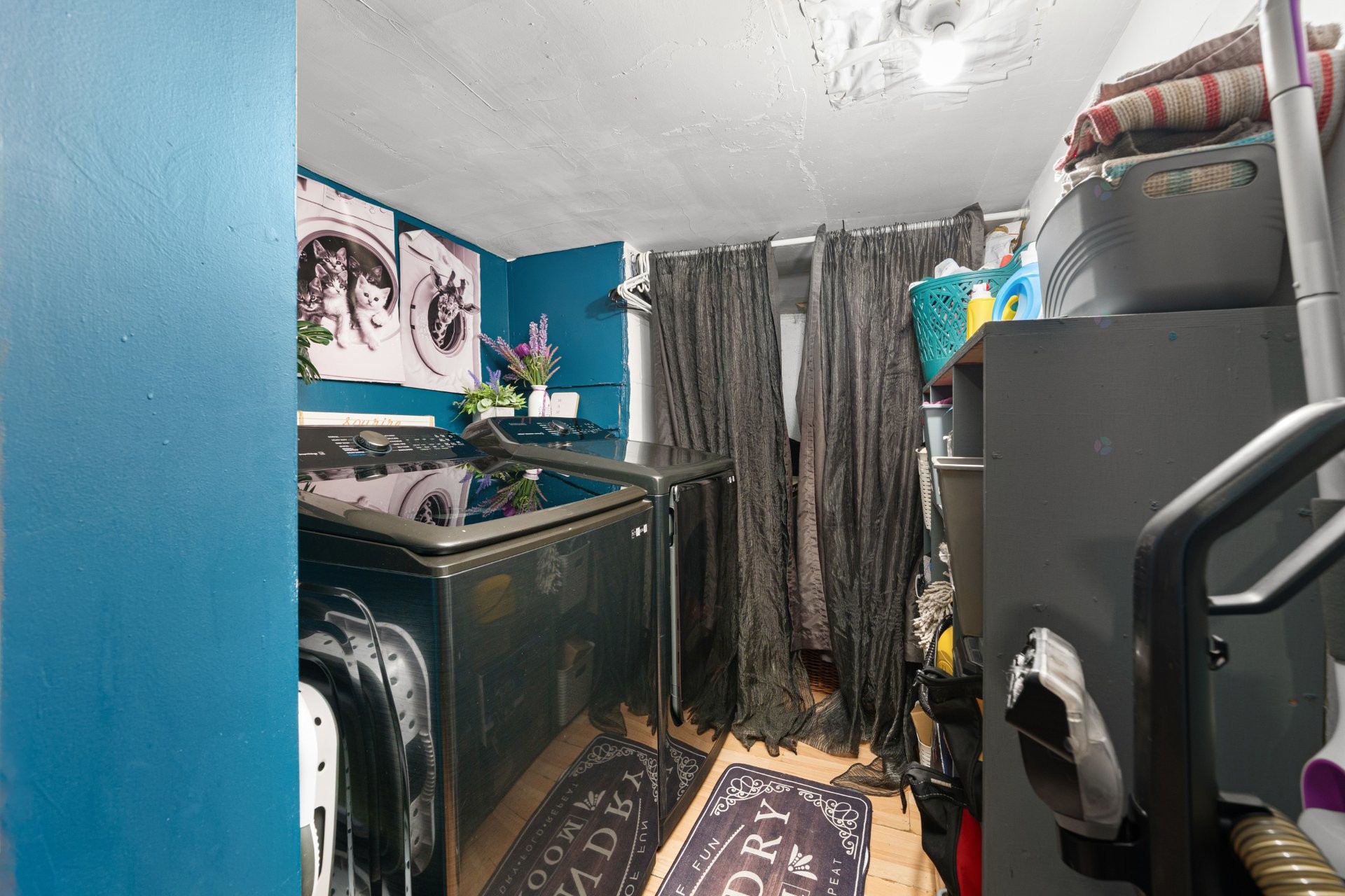 









4112

 - 4116


Rue Adam

,
Montréal (Mercier/Hochelaga-Maisonneuve),




QC
H1V1S7

