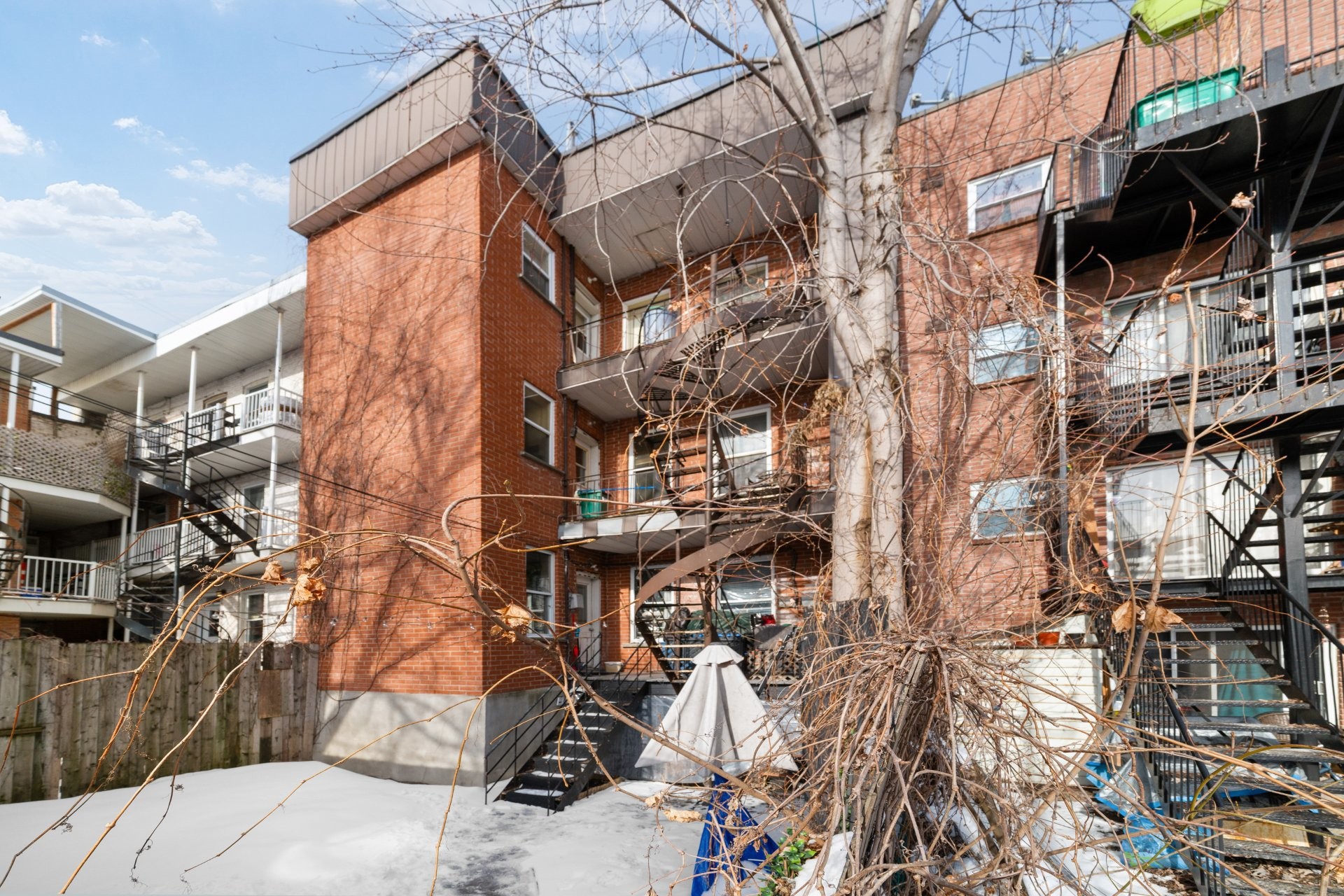 









4112

 - 4116


Rue Adam

,
Montréal (Mercier/Hochelaga-Maisonneuve),




QC
H1V1S7

