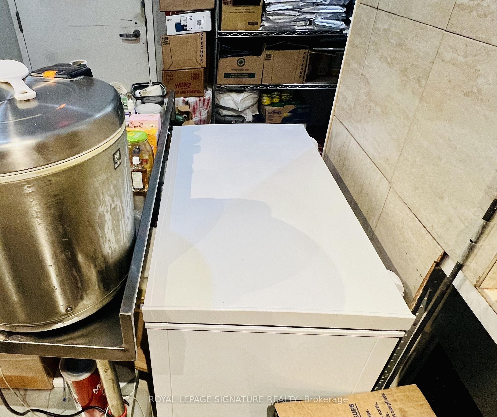 









7181


Yonge

Street, 299,
Markham,




ON
L3T 0C7

