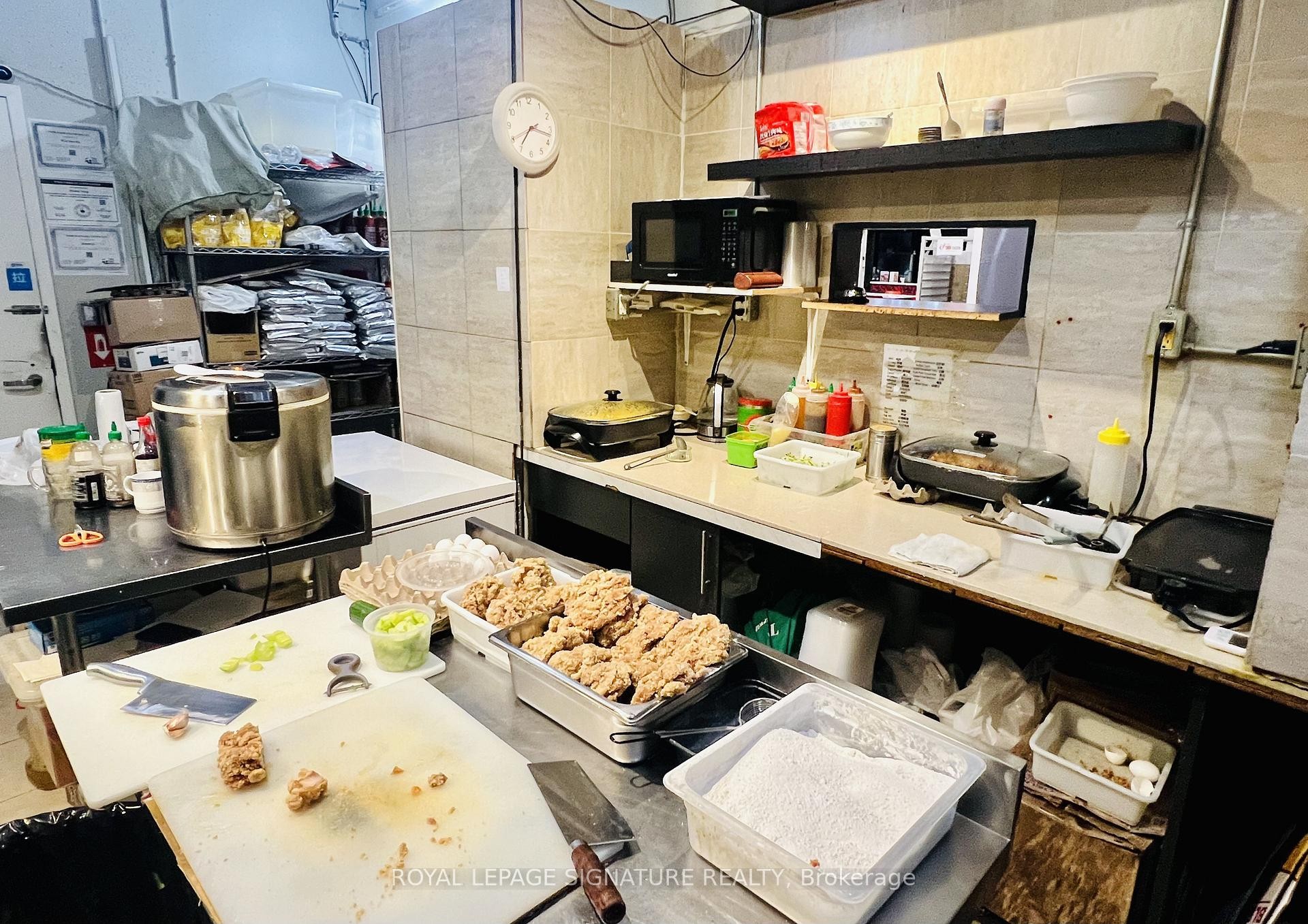 









7181


Yonge

Street, 299,
Markham,




ON
L3T 0C7

