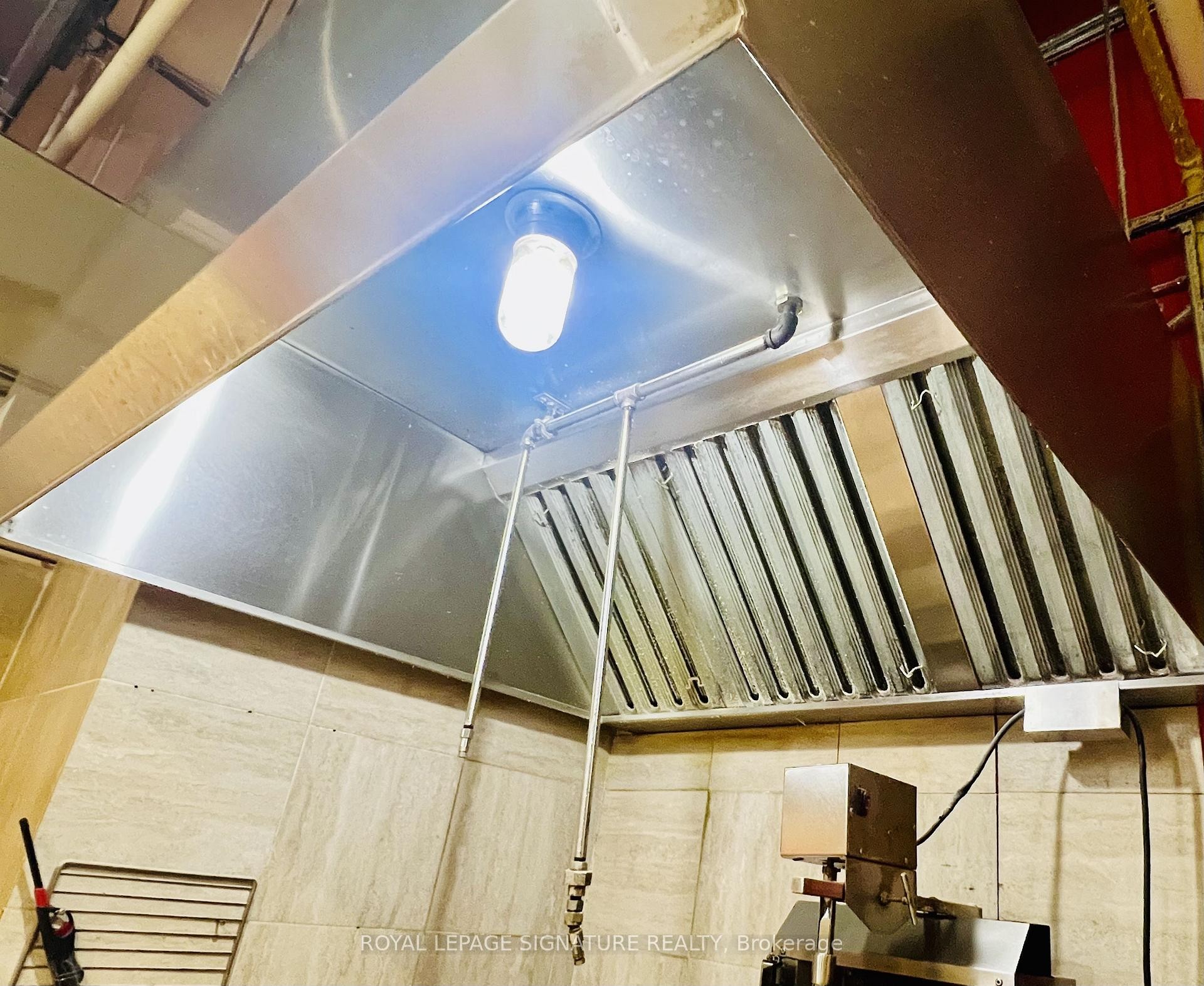 









7181


Yonge

Street, 299,
Markham,




ON
L3T 0C7

