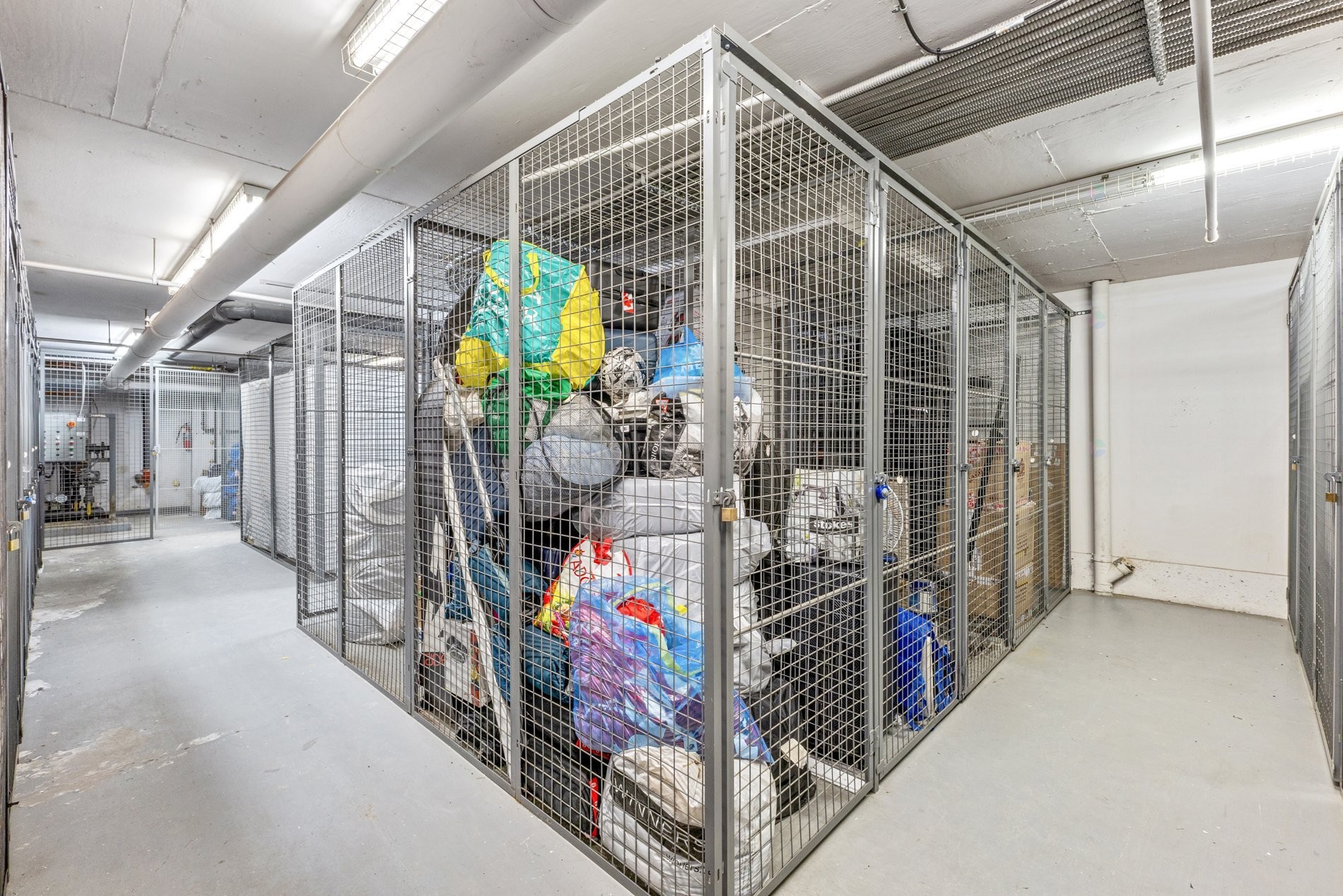 









1280


Rue St-Jacques

, 1406,
Montréal (Ville-Marie),




QC
H3C0G1

