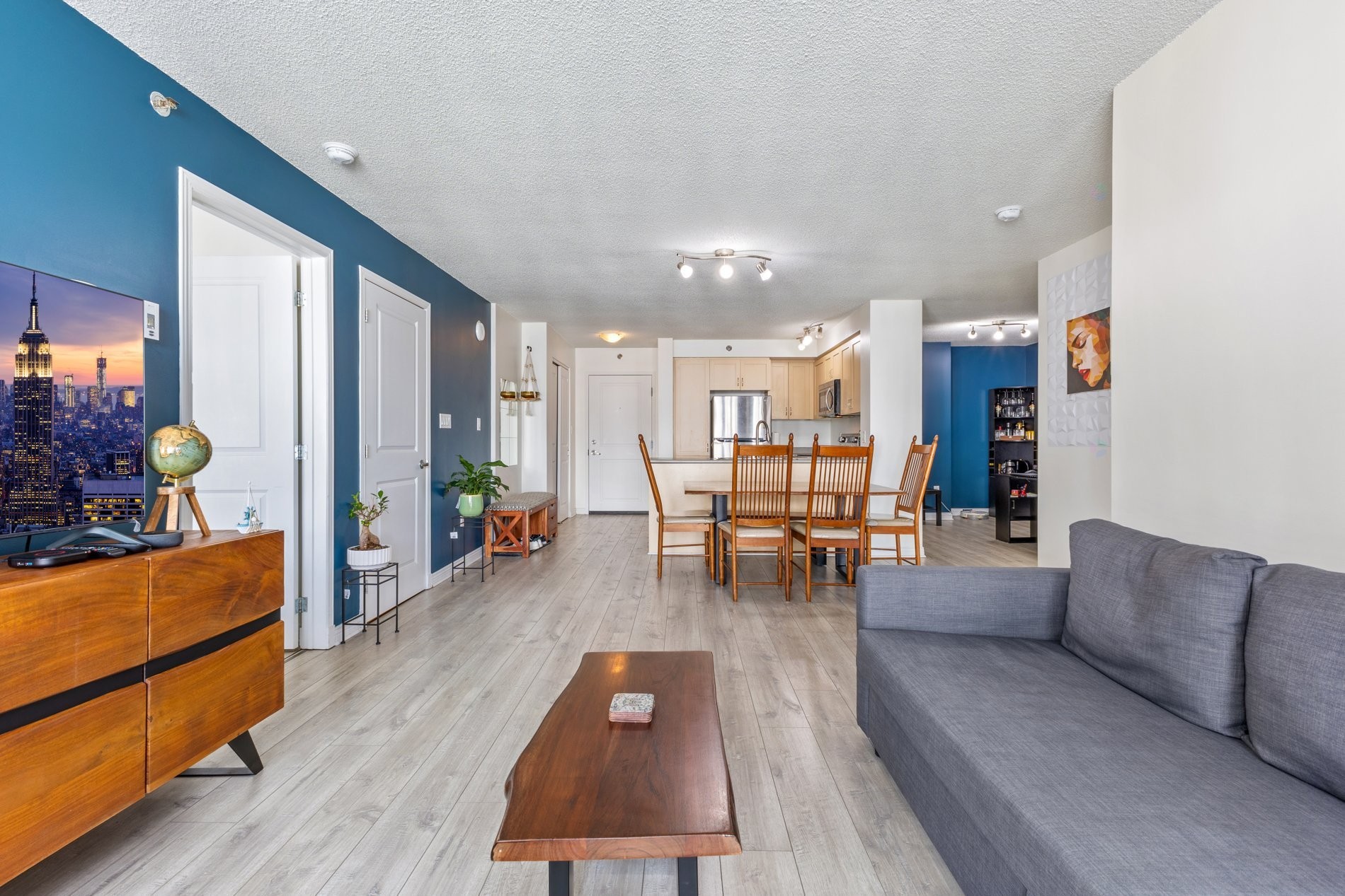 









1280


Rue St-Jacques

, 1406,
Montréal (Ville-Marie),




QC
H3C0G1

