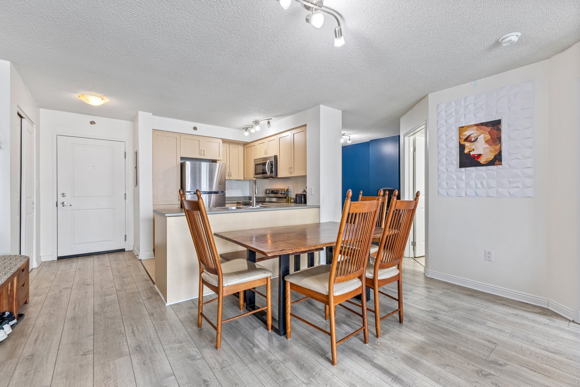 









1280


Rue St-Jacques

, 1406,
Montréal (Ville-Marie),




QC
H3C0G1

