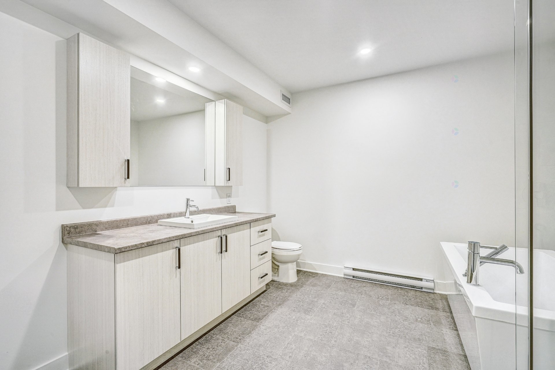 









689


Boul. St-Jean-Baptiste

, 102,
Mercier,




QC
J6R1G3

