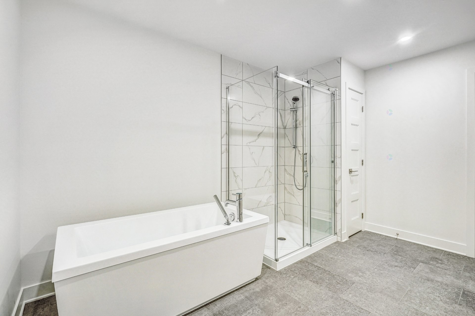 









689


Boul. St-Jean-Baptiste

, 102,
Mercier,




QC
J6R1G3

