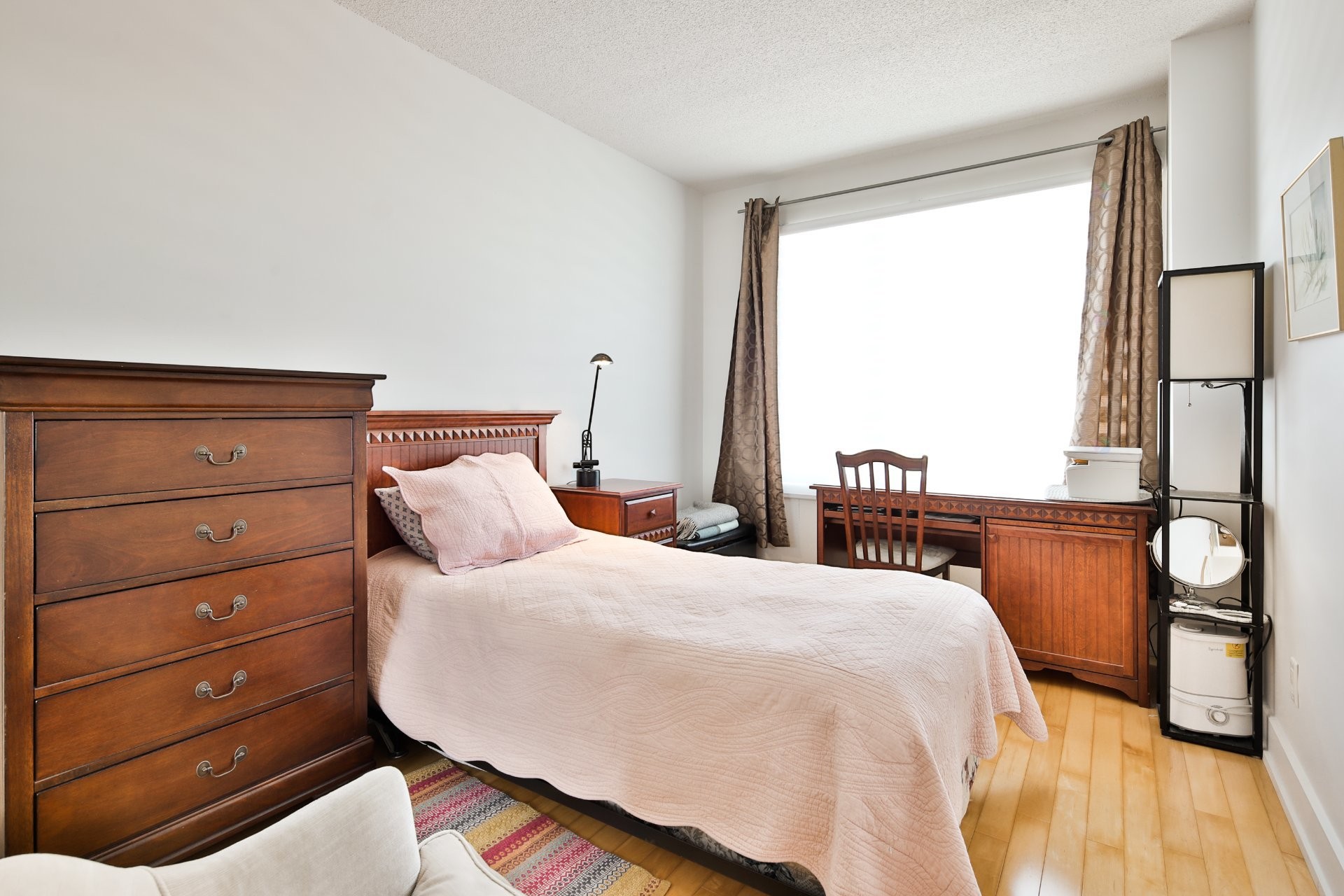 









375


Boul. Décarie

, 305,
Montréal (Saint-Laurent),




QC
H4L0B4

