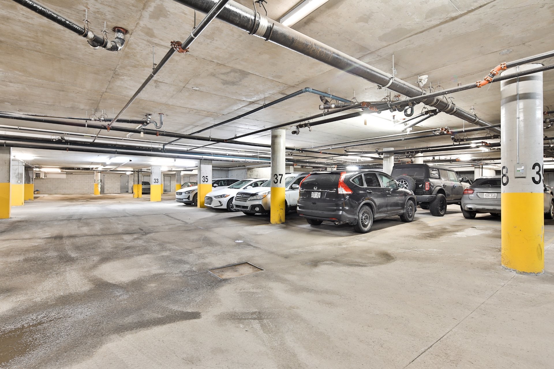 









375


Boul. Décarie

, 305,
Montréal (Saint-Laurent),




QC
H4L0B4

