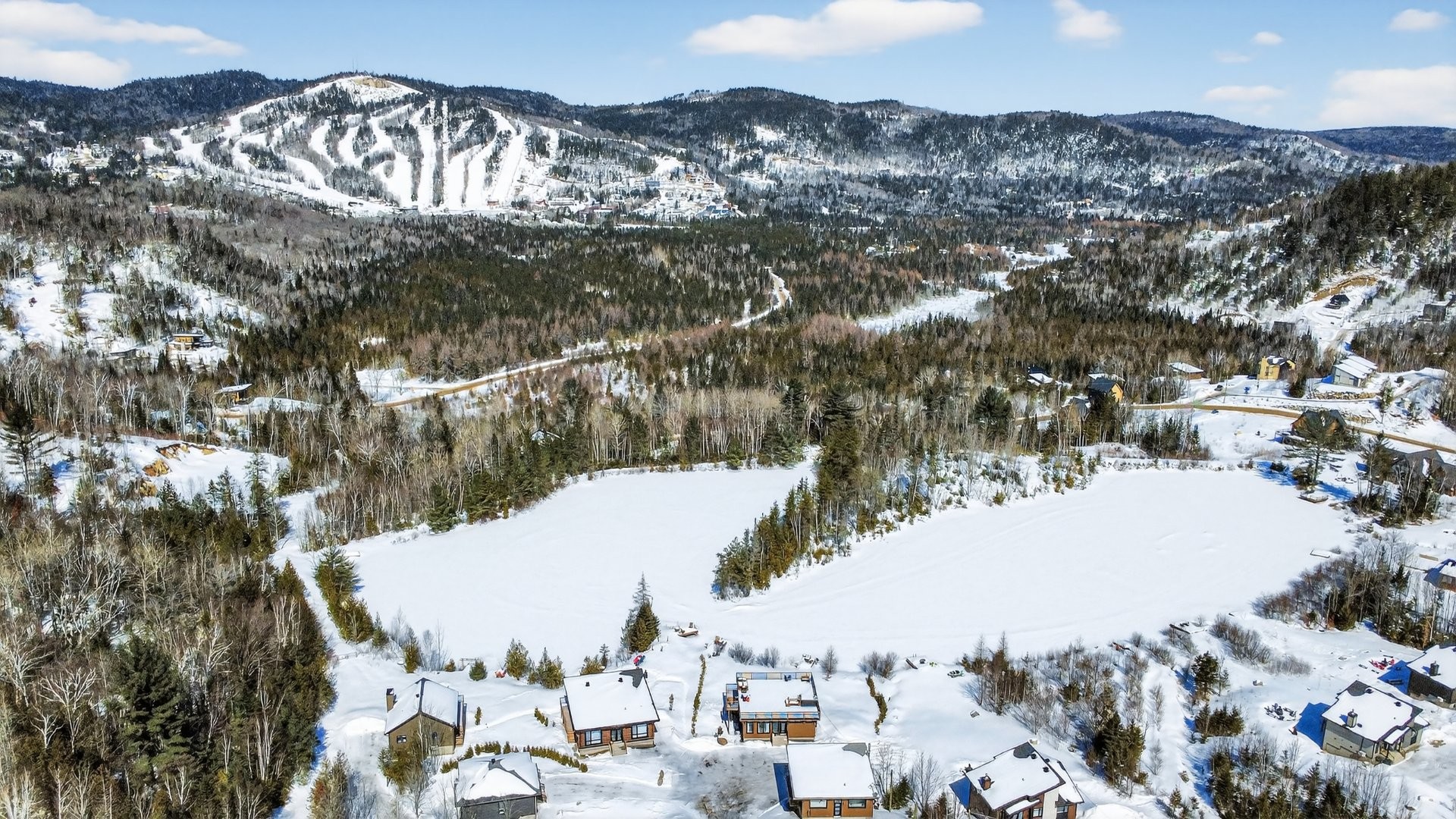 









1


Ch. du Belvédère

,
Saint-Côme,







QC
J0K2B0

