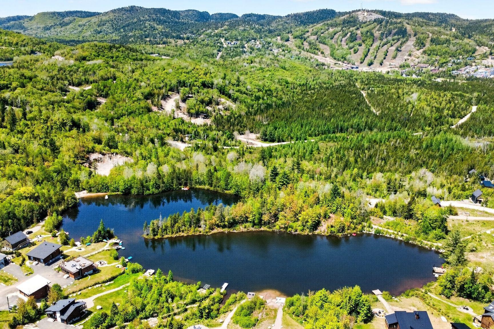 









1


Ch. du Belvédère

,
Saint-Côme,







QC
J0K2B0

