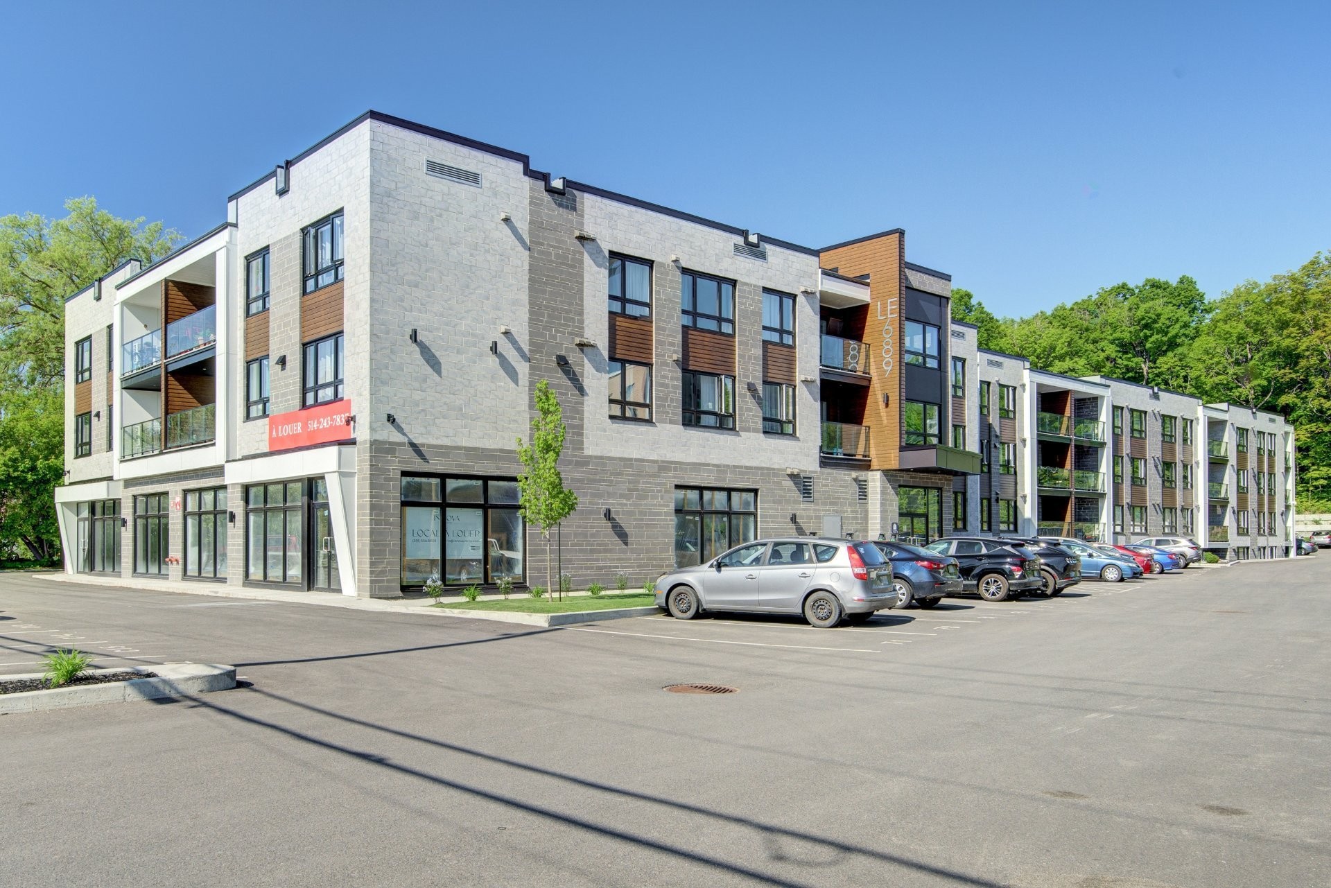 









689


Boul. St-Jean-Baptiste

, 002,
Mercier,




QC
J6R1G3

