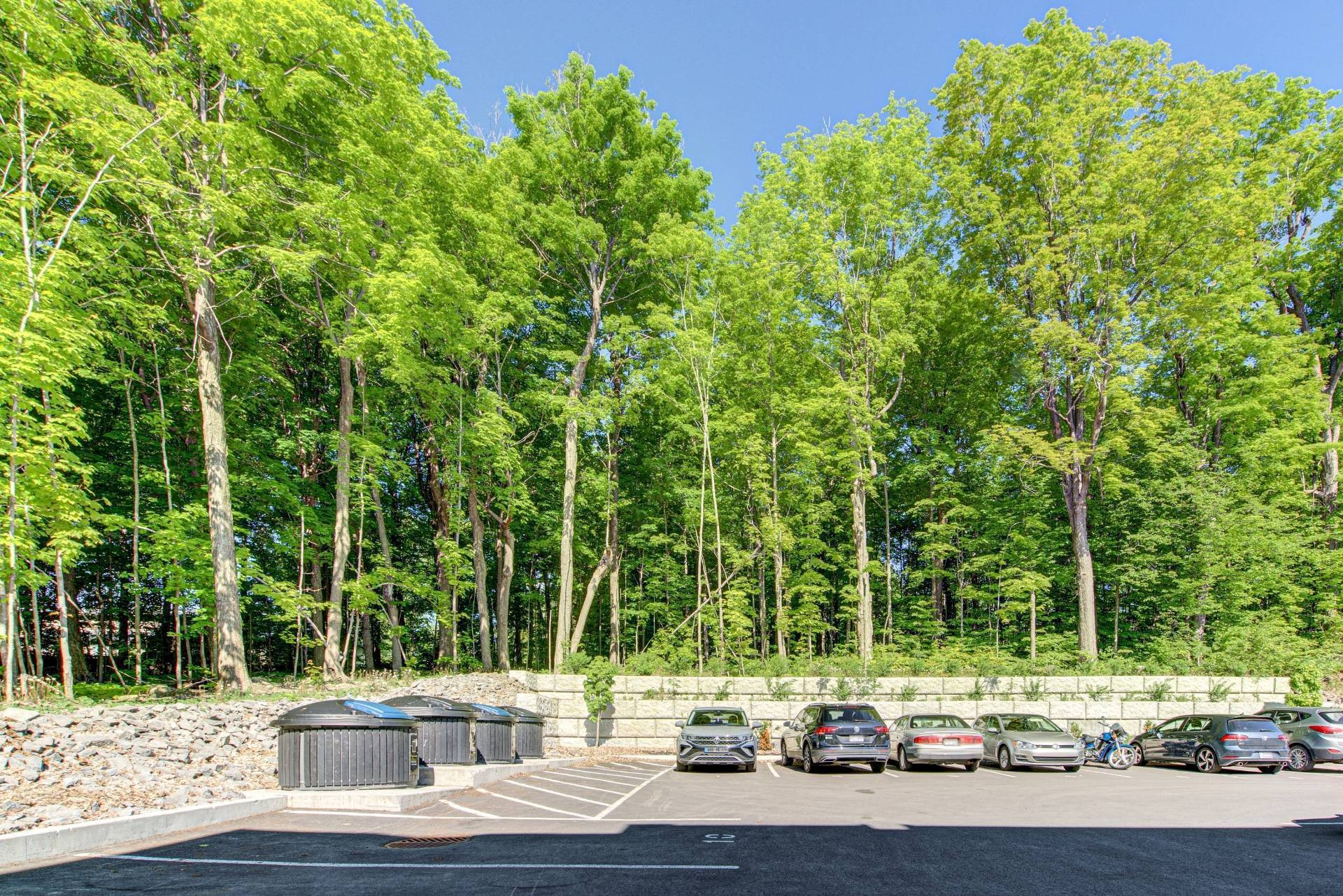 









689


Boul. St-Jean-Baptiste

, 002,
Mercier,




QC
J6R1G3

