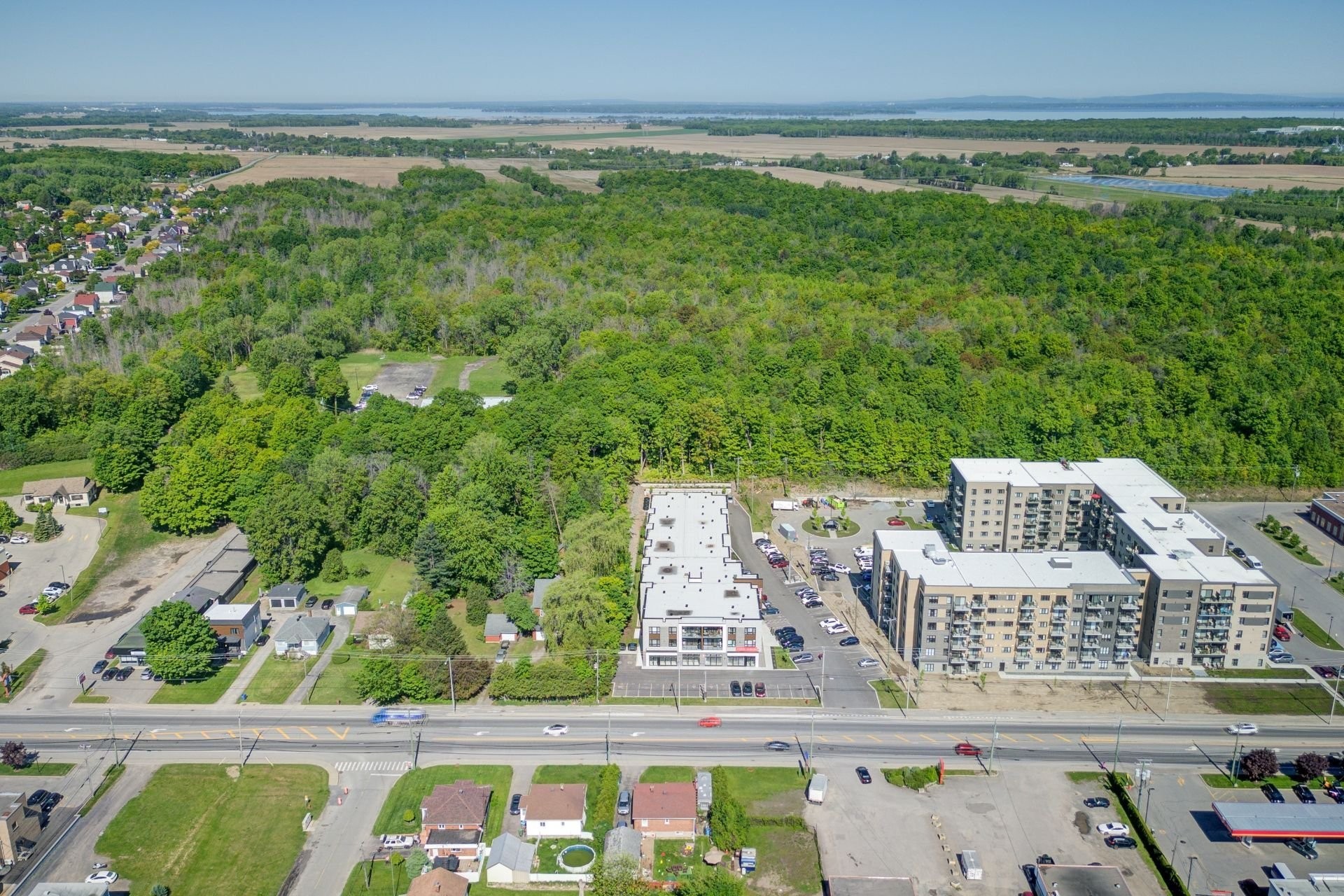 









689


Boul. St-Jean-Baptiste

, 002,
Mercier,




QC
J6R1G3

