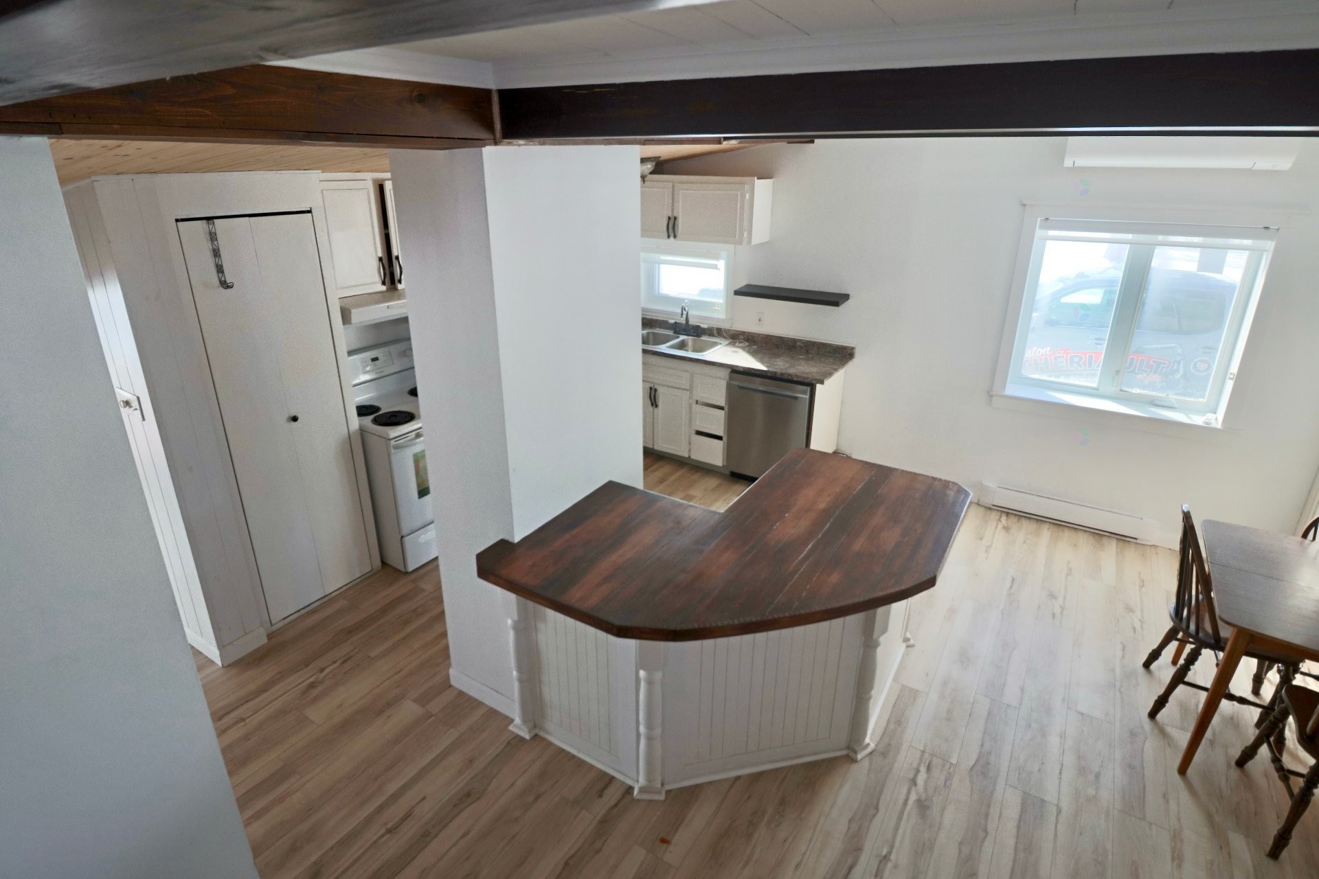 









1510


Route Ste-Anne E.

,
Yamachiche,




QC
G0X3L0

