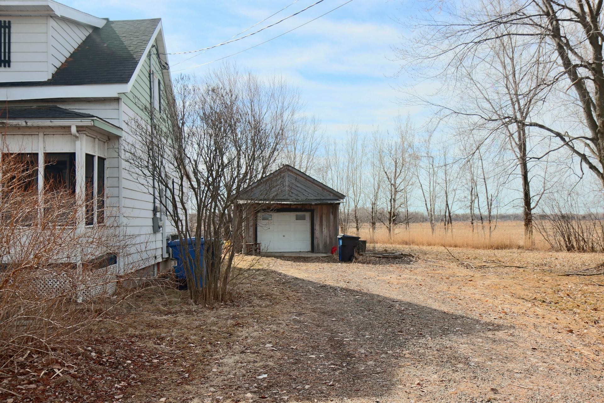 









1510


Route Ste-Anne E.

,
Yamachiche,




QC
G0X3L0

