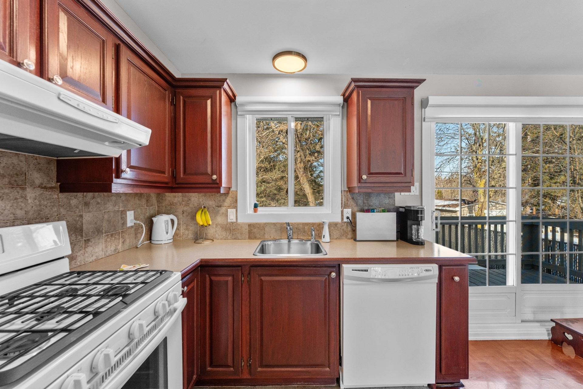 









844


Rue de Coulonge

,
Terrebonne (Terrebonne),




QC
J6X1C8

