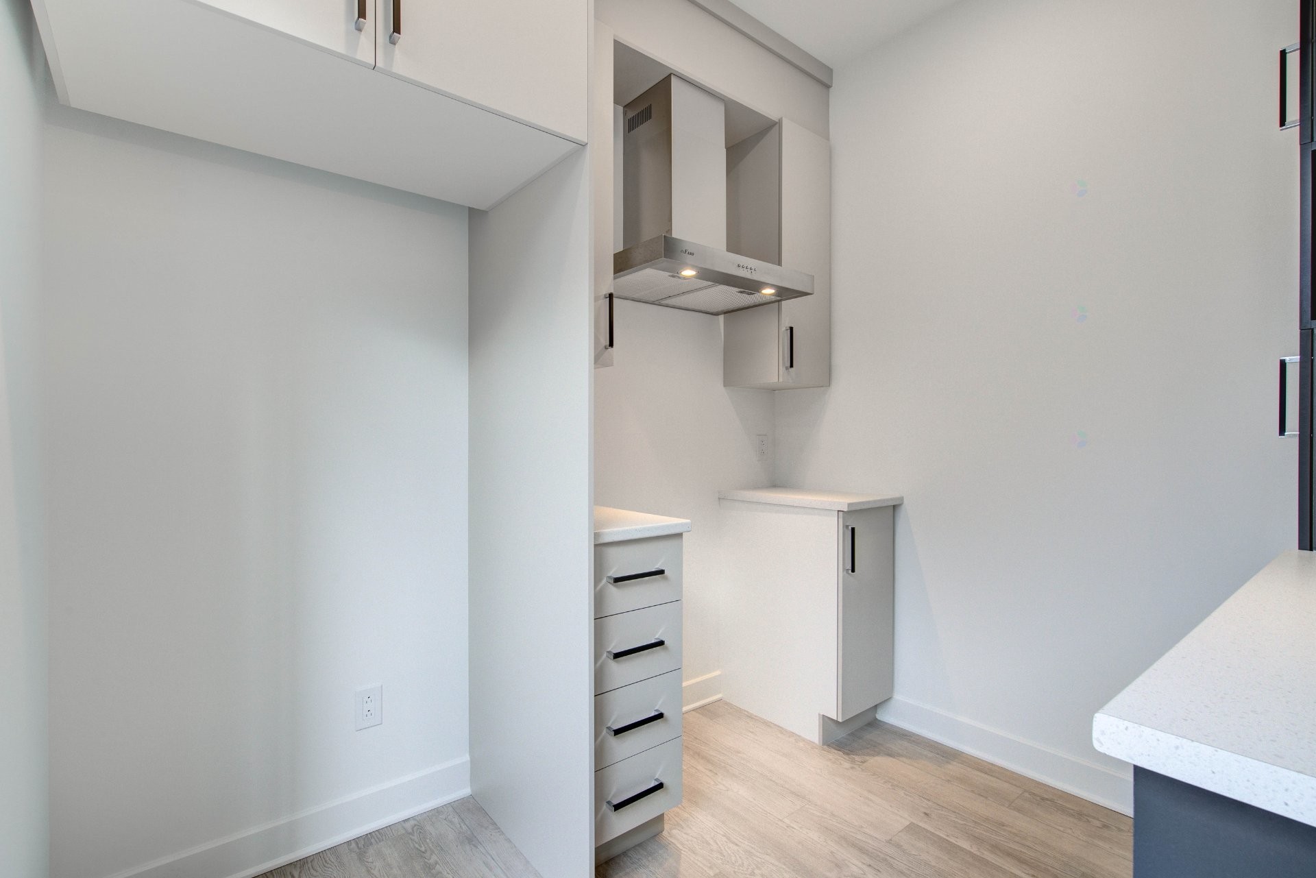 









221


Boul. de Maple Grove

, 3,
Beauharnois,




QC
J6N1L4

