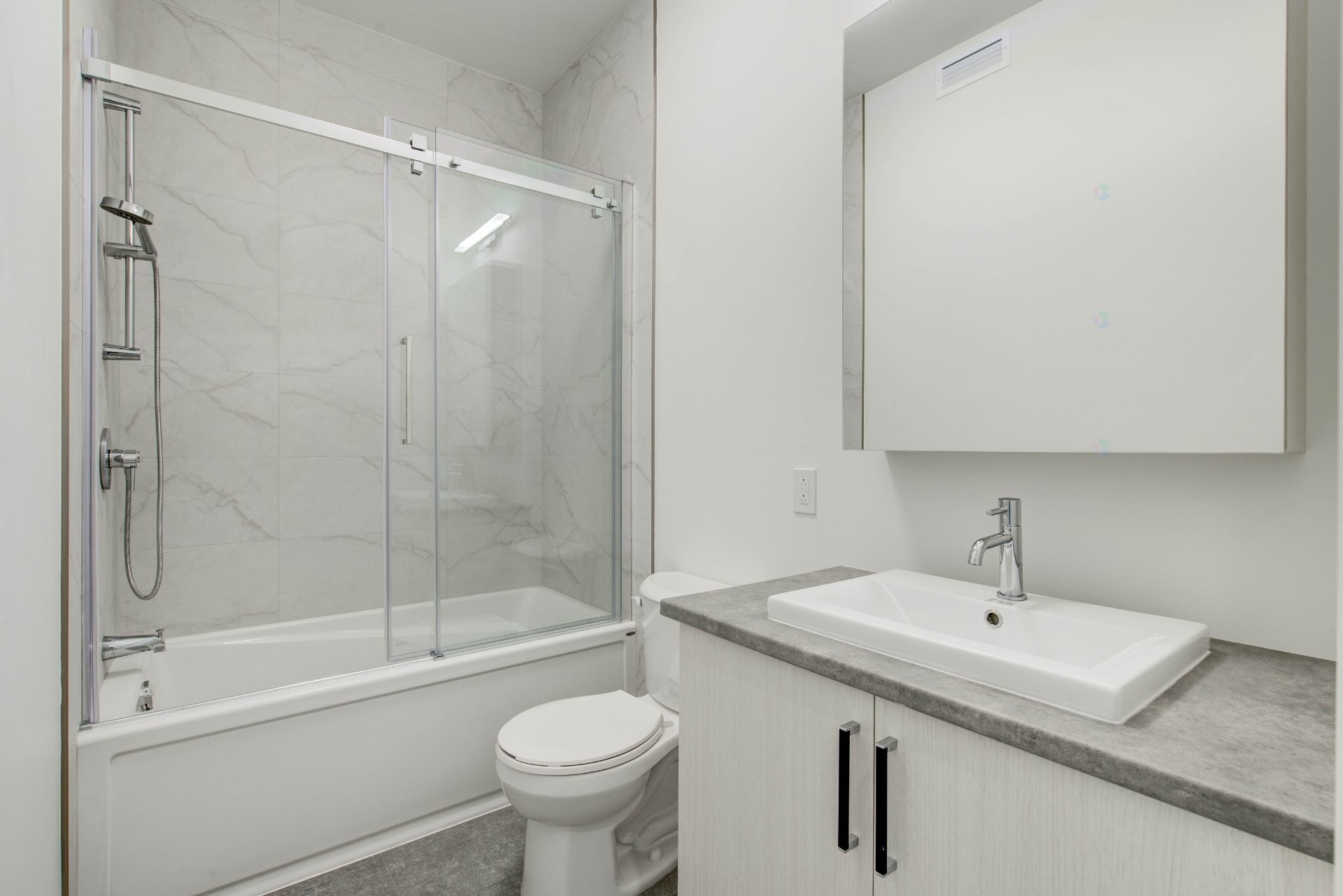 









221


Boul. de Maple Grove

, 3,
Beauharnois,




QC
J6N1L4

