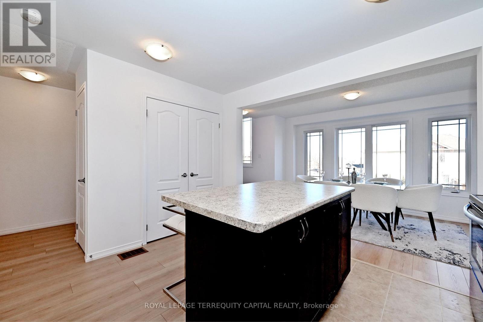 












123 FRANK'S WAY

,
Barrie,




Ontario
L4N3J1

