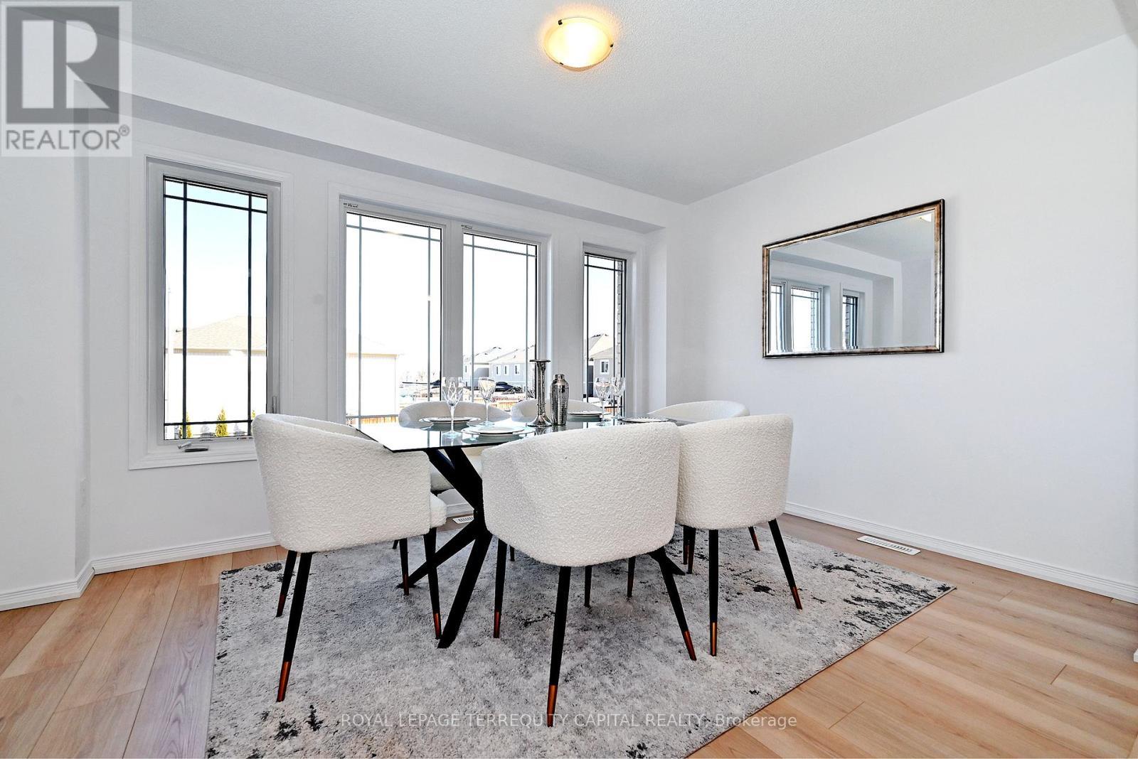 












123 FRANK'S WAY

,
Barrie,




Ontario
L4N3J1

