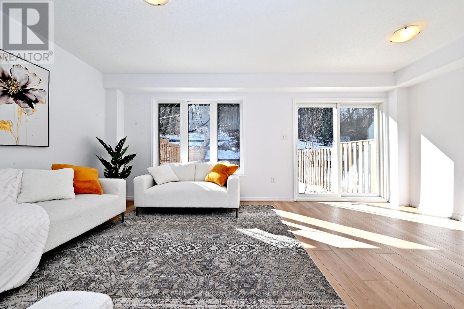 












123 FRANK'S WAY

,
Barrie,




Ontario
L4N3J1

