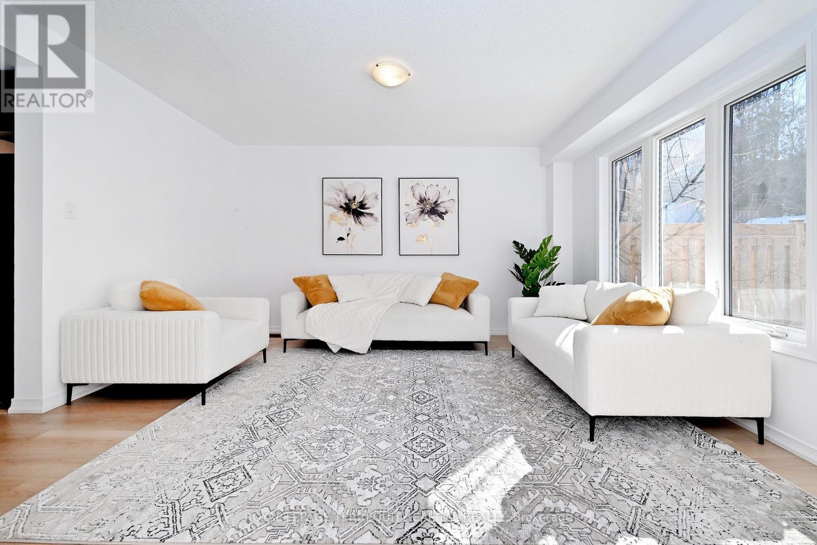 












123 FRANK'S WAY

,
Barrie,




Ontario
L4N3J1

