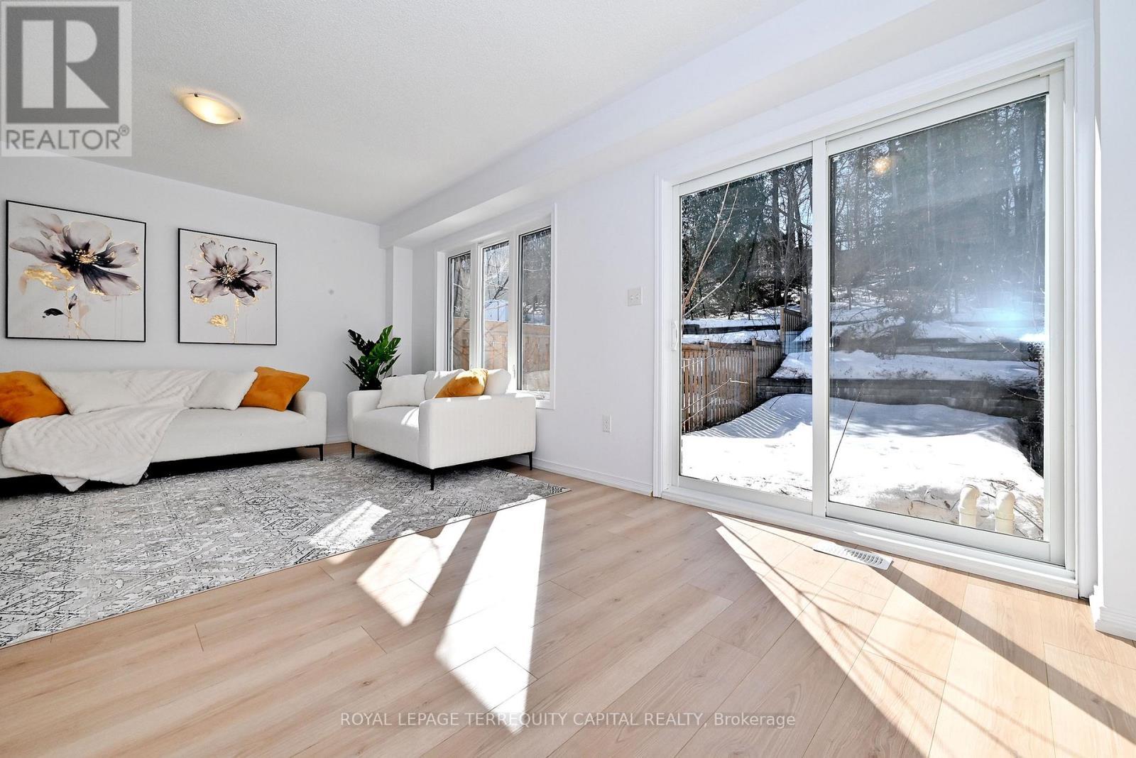 












123 FRANK'S WAY

,
Barrie,




Ontario
L4N3J1

