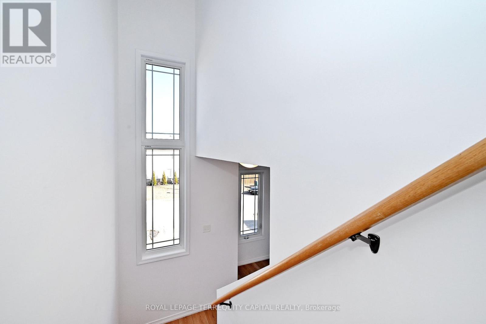 












123 FRANK'S WAY

,
Barrie,




Ontario
L4N3J1

