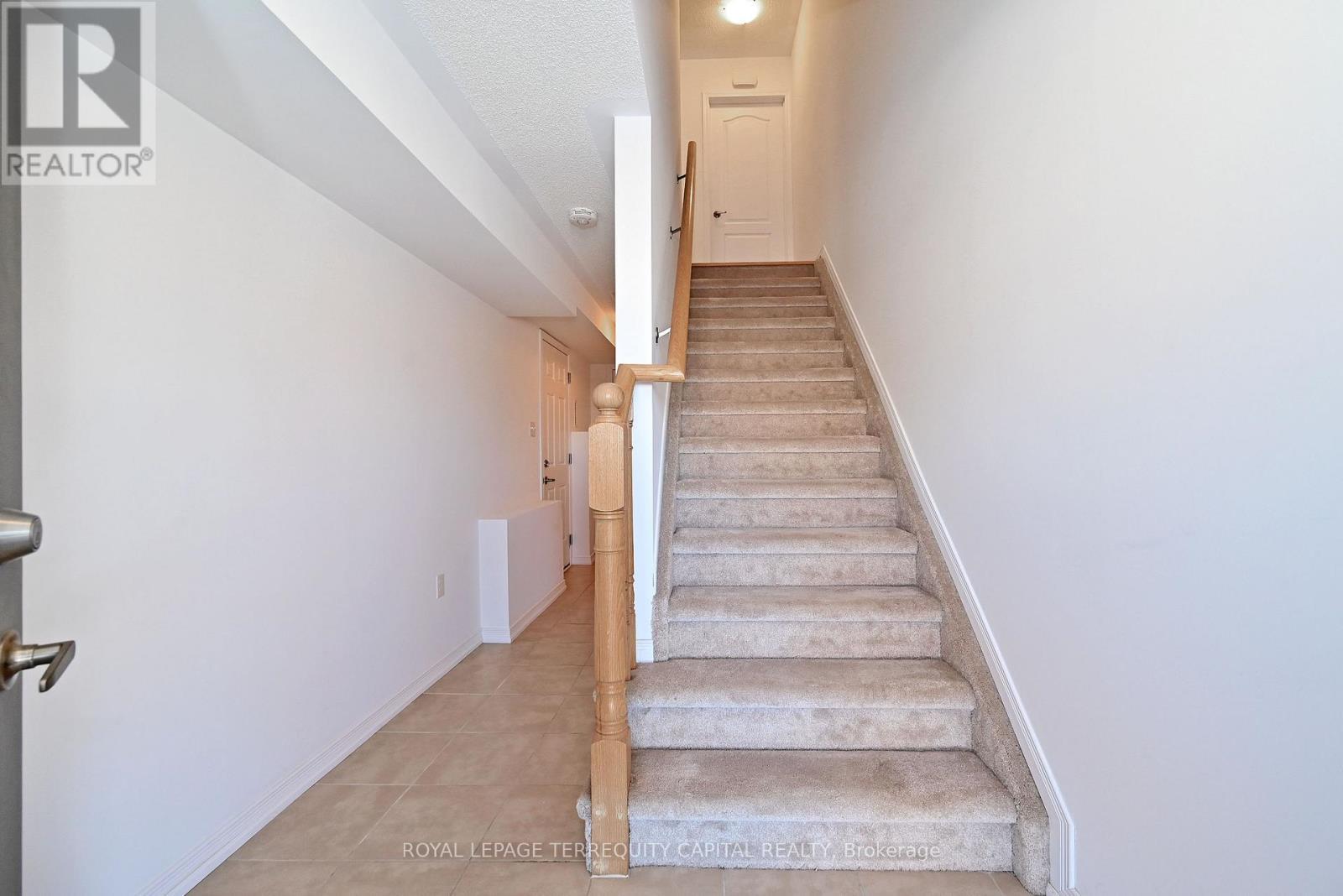 












123 FRANK'S WAY

,
Barrie,




Ontario
L4N3J1

