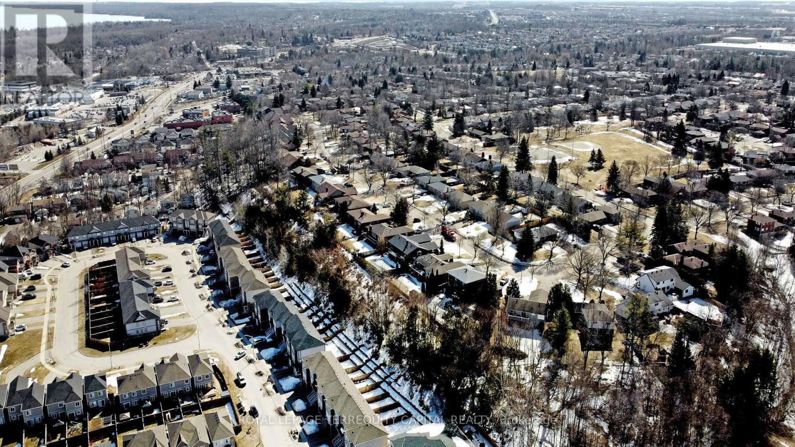 












123 FRANK'S WAY

,
Barrie,




Ontario
L4N3J1

