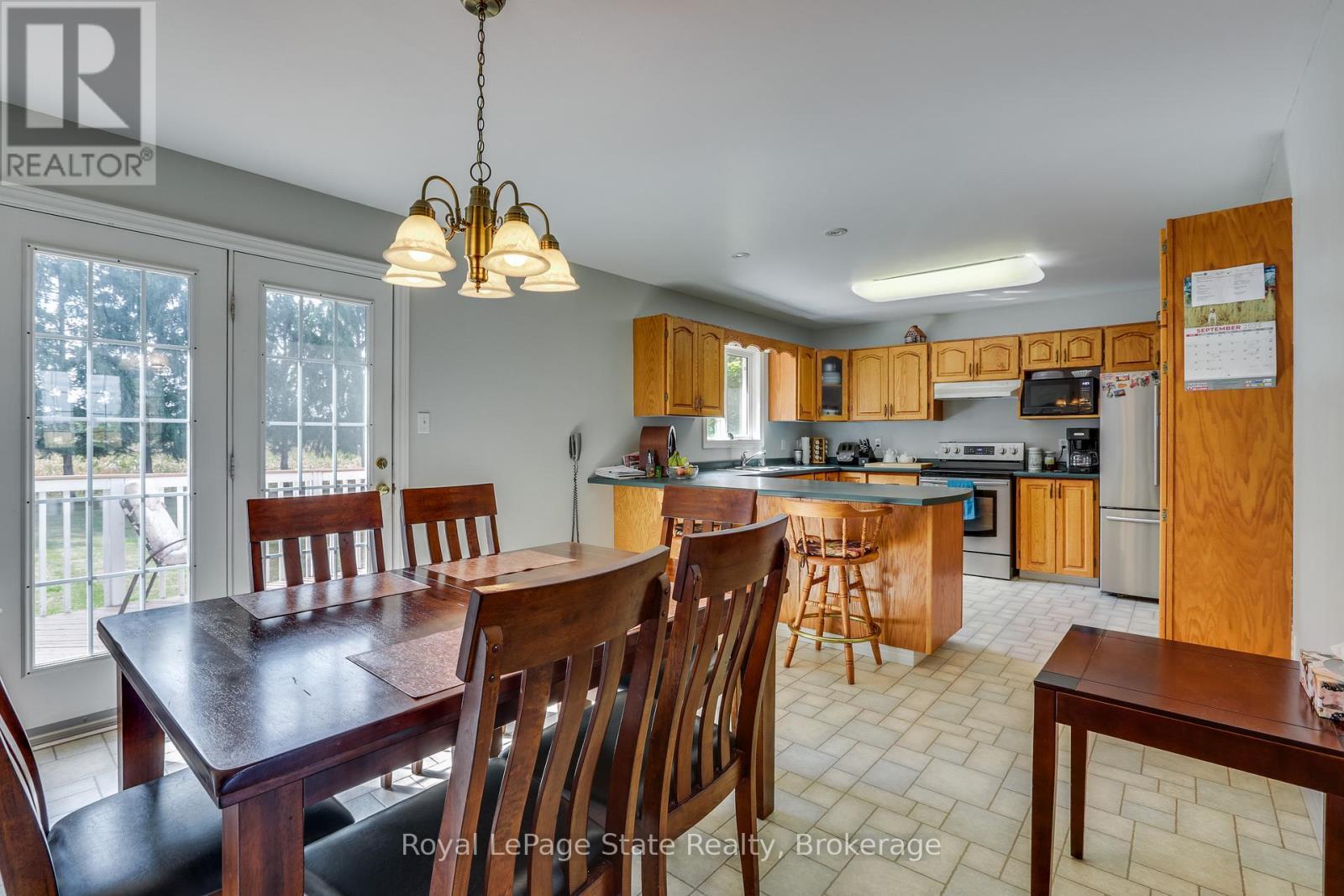 












41 CHURCH STREET W

,
Brant (Oakland),




Ontario
N0E1R0

