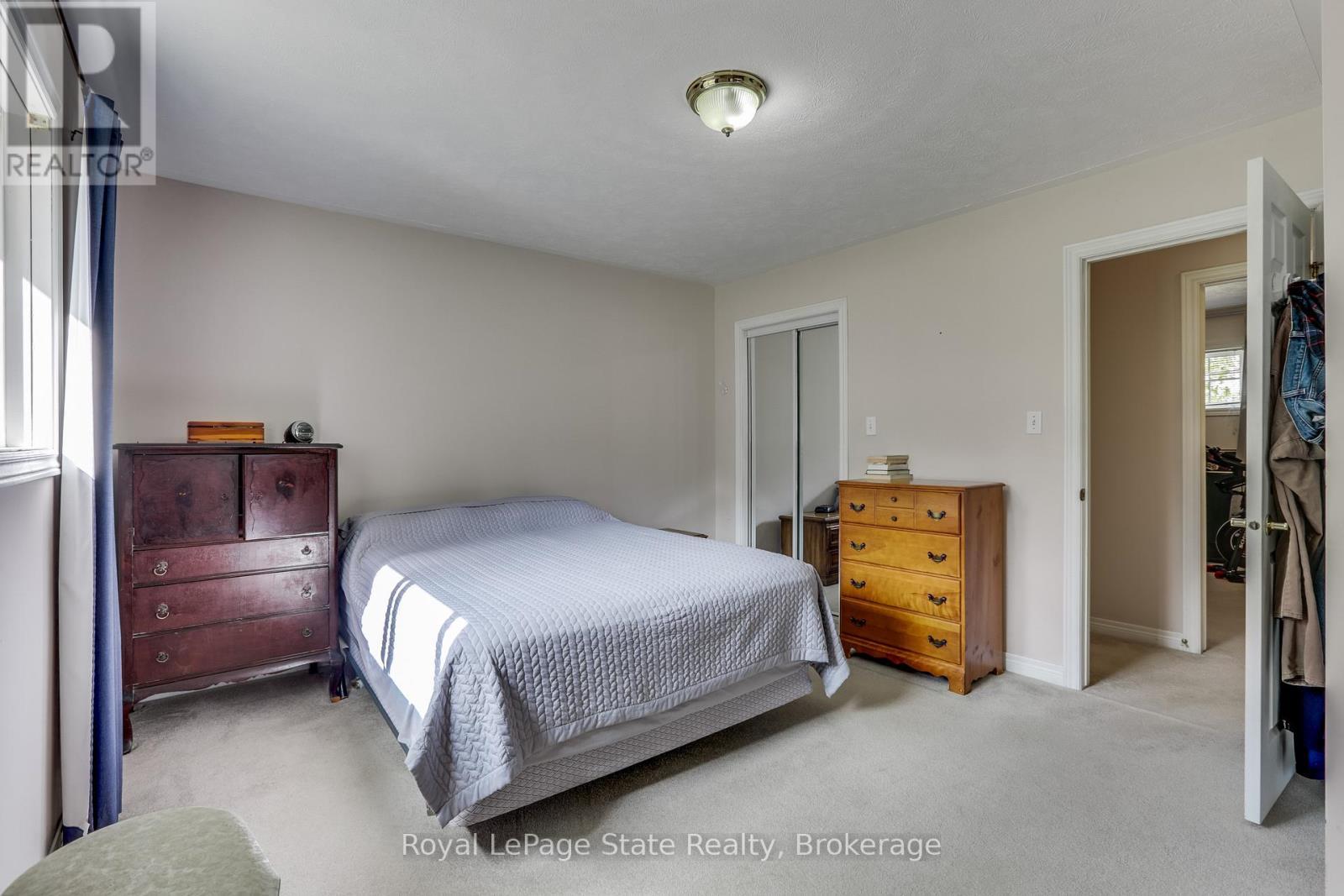 












41 CHURCH STREET W

,
Brant (Oakland),




Ontario
N0E1R0

