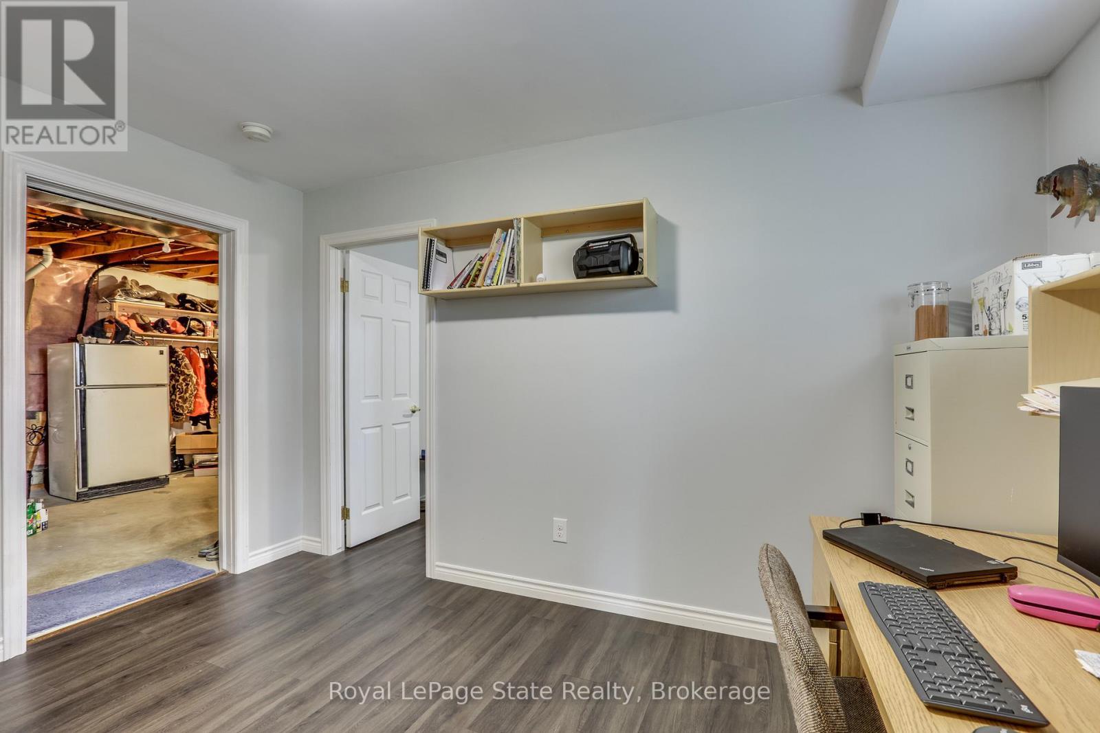 












41 CHURCH STREET W

,
Brant (Oakland),




Ontario
N0E1R0

